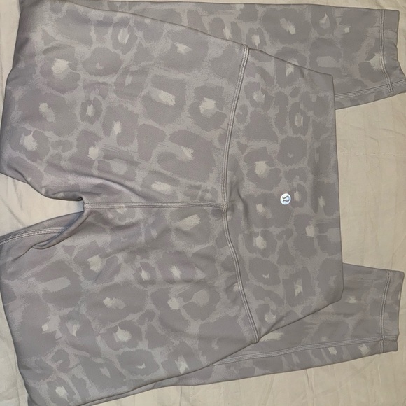 Lululemon align leggings - Picture 1 of 3